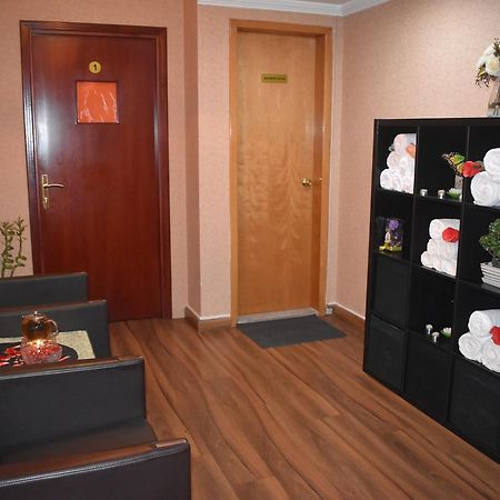 Emirates Plaza Hotel Абу-Дабі Екстер'єр фото